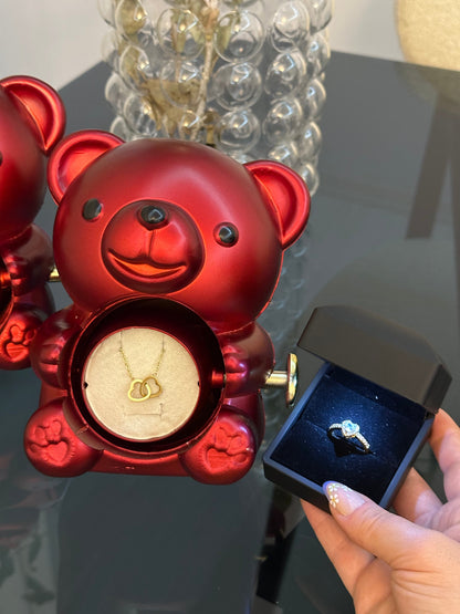 SEVİMLİ AYICIK GÜL KUTUSU VE IŞIKLI KUTU İÇİNDE YÜZÜK